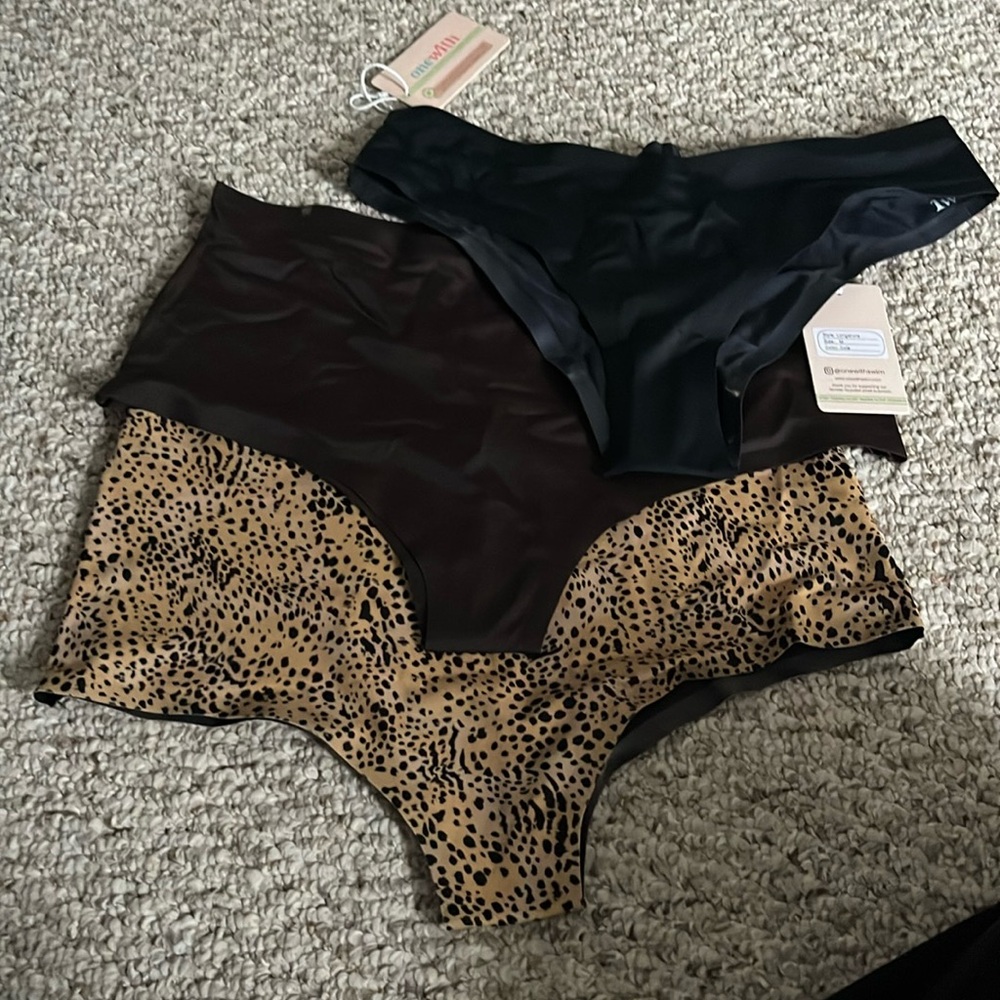 One with size M swim bottom